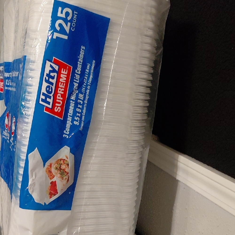 Supreme White 3-Compartment Disposable Containers - Picture 2 of 3